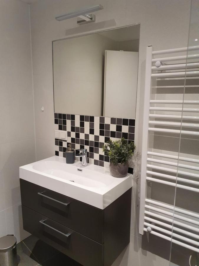 Smarte Dachgeschosswohnung Mit 2 Terrassen Direkt Am Hauptbahnhof Відень Екстер'єр фото